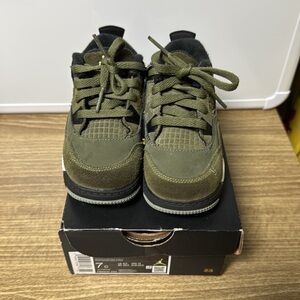 Jordan 4 retro size 7C